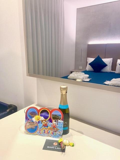 Hotel Simi Lan Lignano Sabbiadoro Ngoại thất bức ảnh
